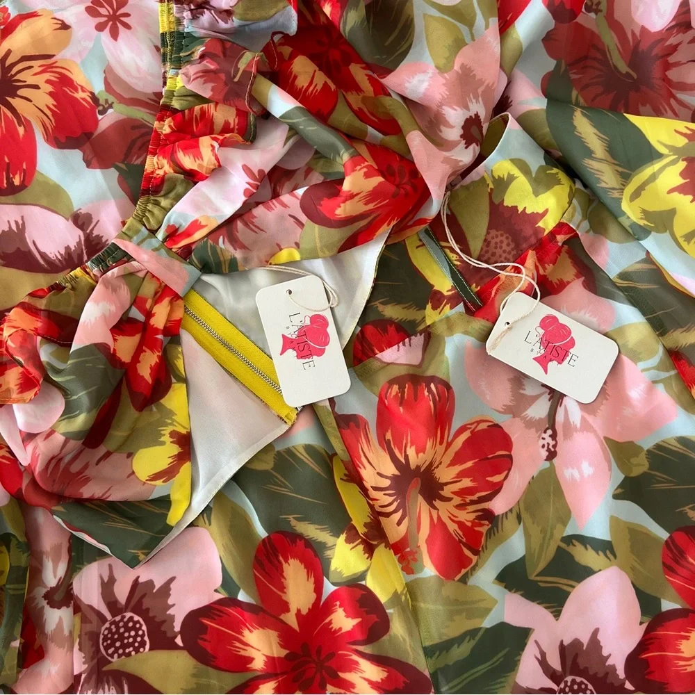 NWT L’ATISTE by Amy Tropical Floral Off-Shoulder Two-Piece Set - Picture 6 of 8